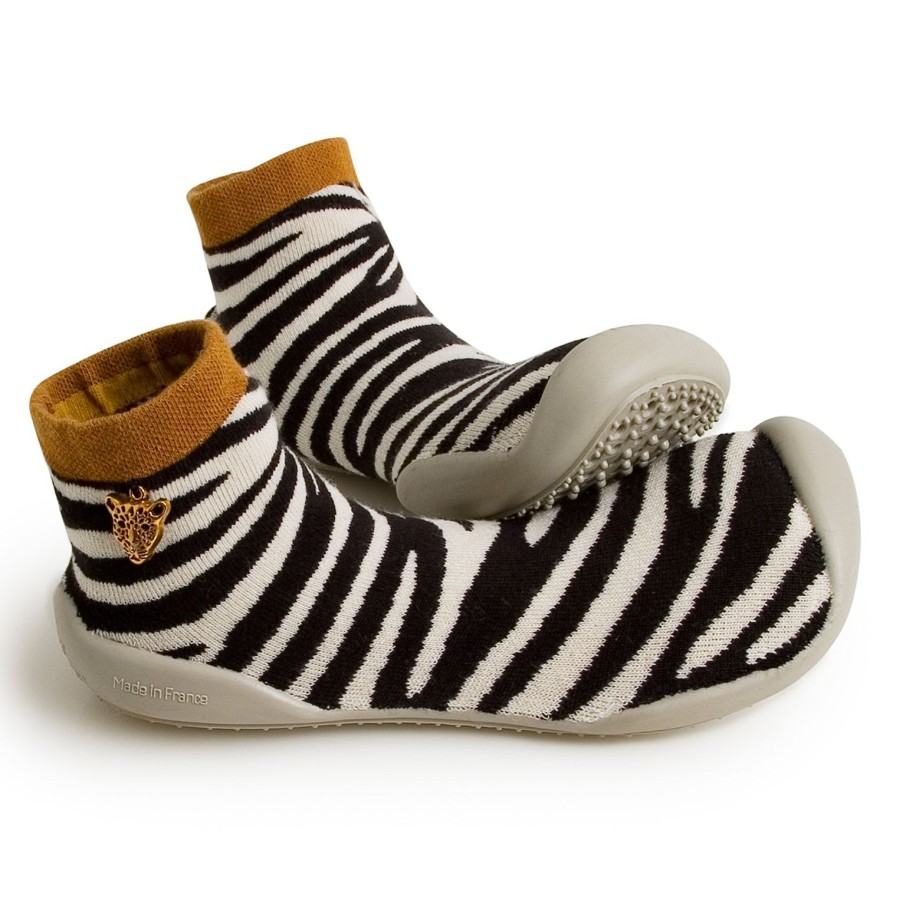 Femme Collégien Chaussons | Zebra Avec Breloque